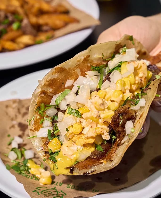 Contenido gastronómico y hotelero producido por Tres Amigos Studio 13